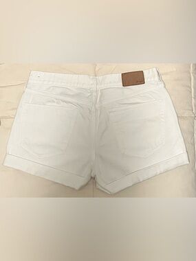 Madewell Cream Rolled-Hem Denim Shorts